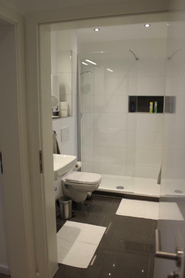 Gästezimmer Bergerhof Neuss Exteriör bild